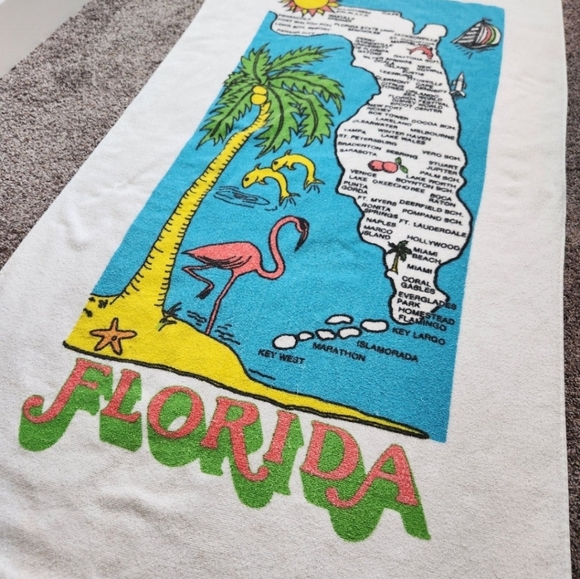 Vintage Florida Beach Towel - Picture 3 of 3